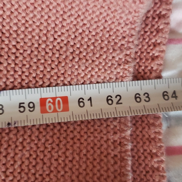 UNIQLO cotton v neck sweater - Picture 7 of 8